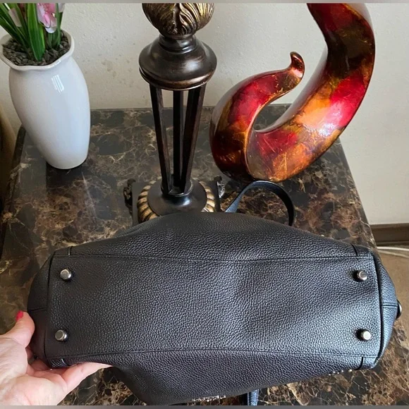 Coach - EUC - 2016 Edie Shoulder Bag 31 In Pebble Leather With Western Rivets - Picture 12 of 16